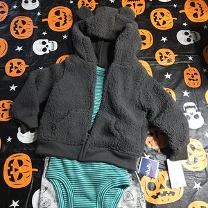 3piece outfit (never been worn)